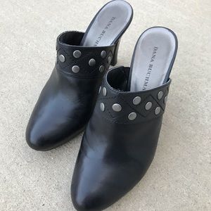 Dana Buchman Black Mules, Clogs